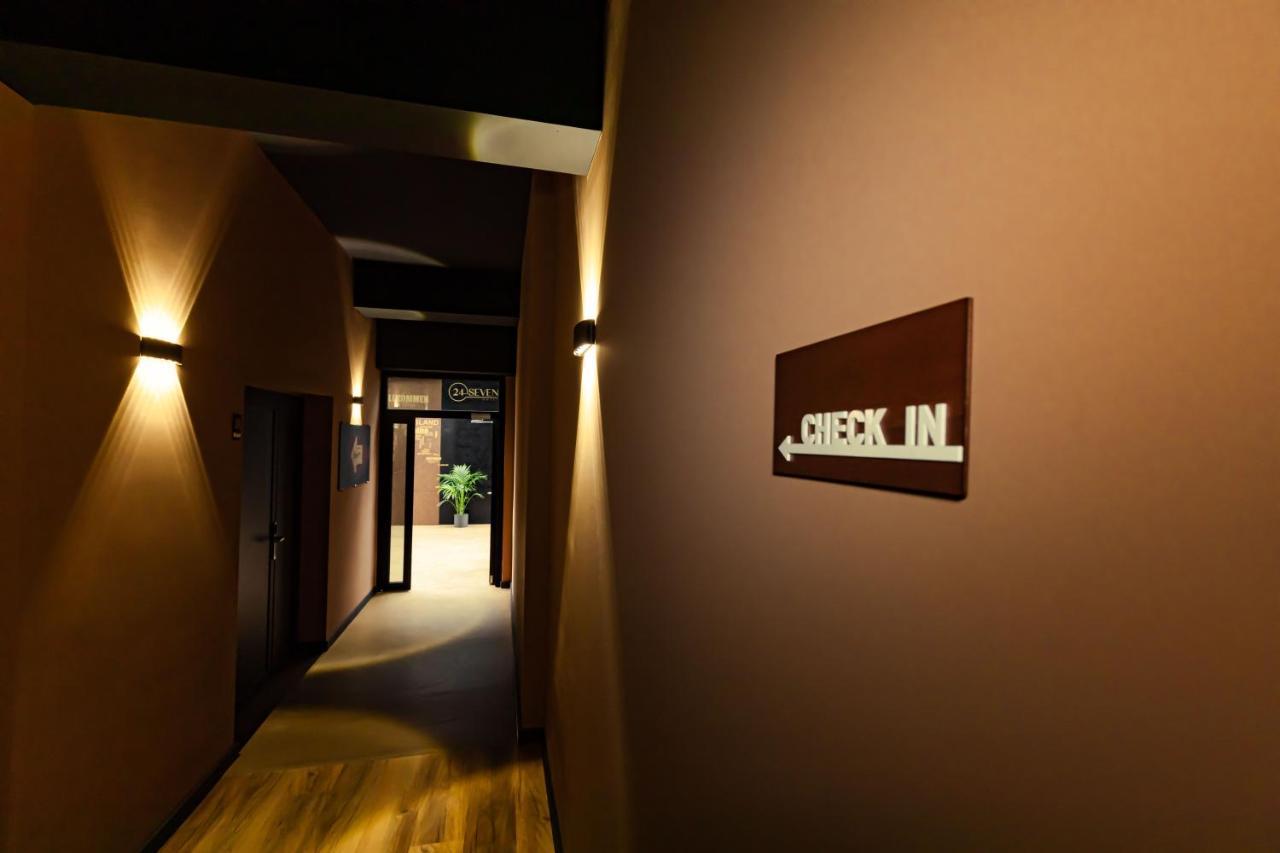 24Seven Hotel Schwabach Extérieur photo