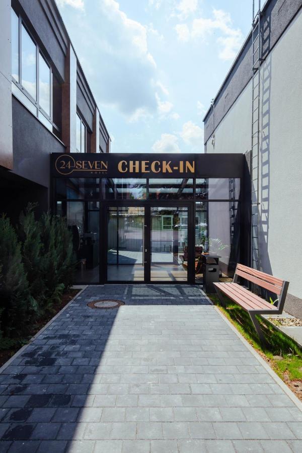 24Seven Hotel Schwabach Extérieur photo
